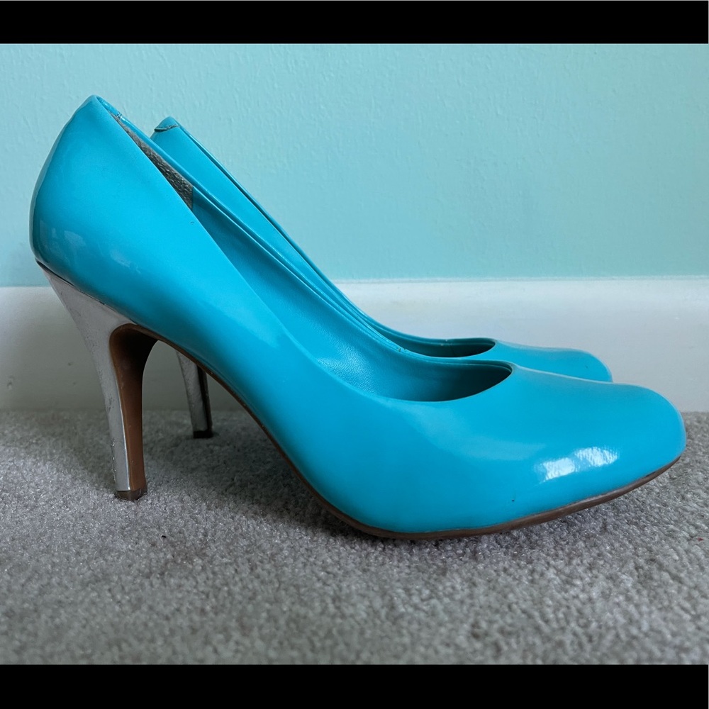 Jessica Simpson high heels, size 8